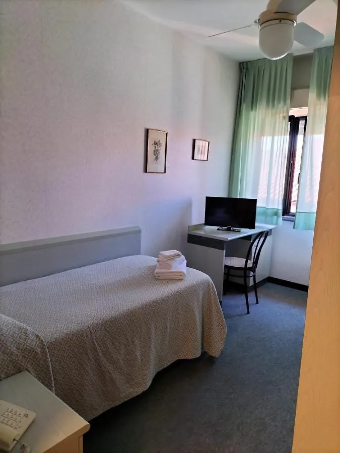 Hotel Aurora Castiglione della Pescaia 2*,